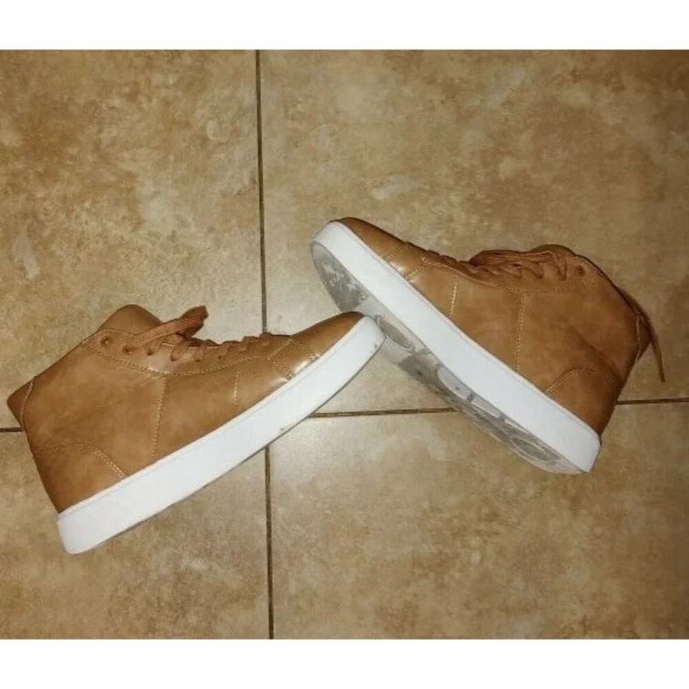 Men's INC International Consepts Rhett High-Top Soft Beige Sneakers Size 10